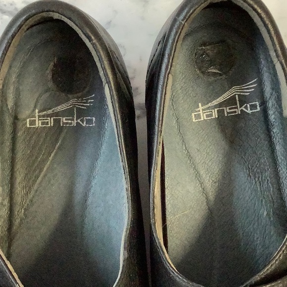Used Dansko Women's Black Shoes Size 8.5 - Picture 6 of 7